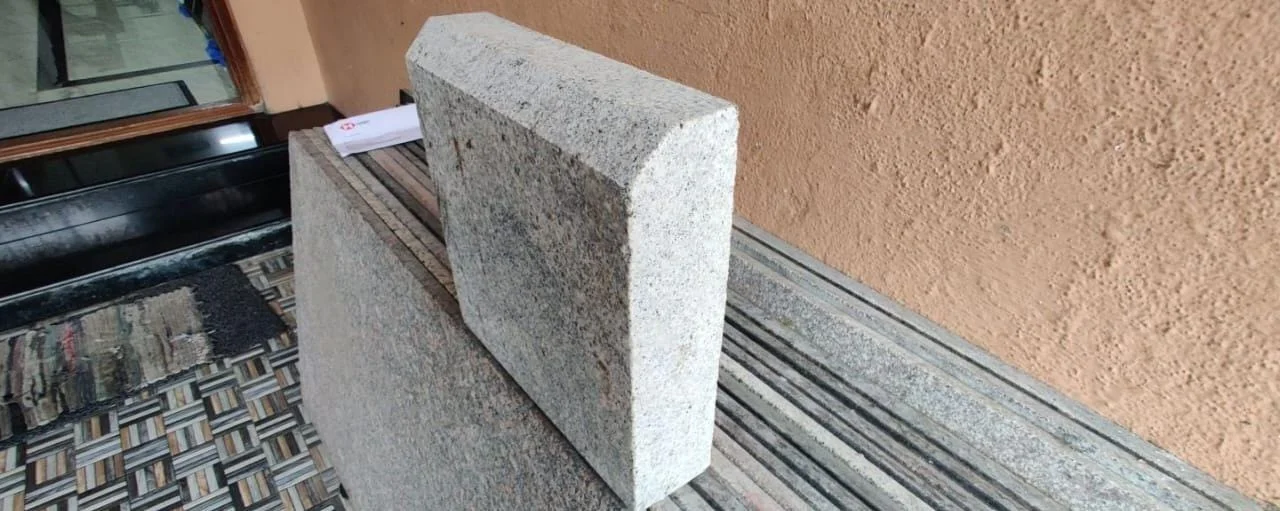 Kerb Stone