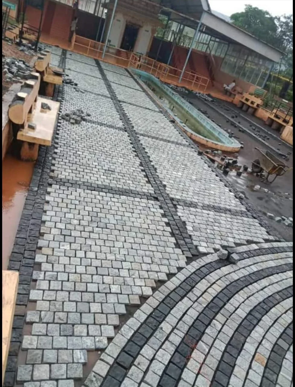 Cobble Stone Lying