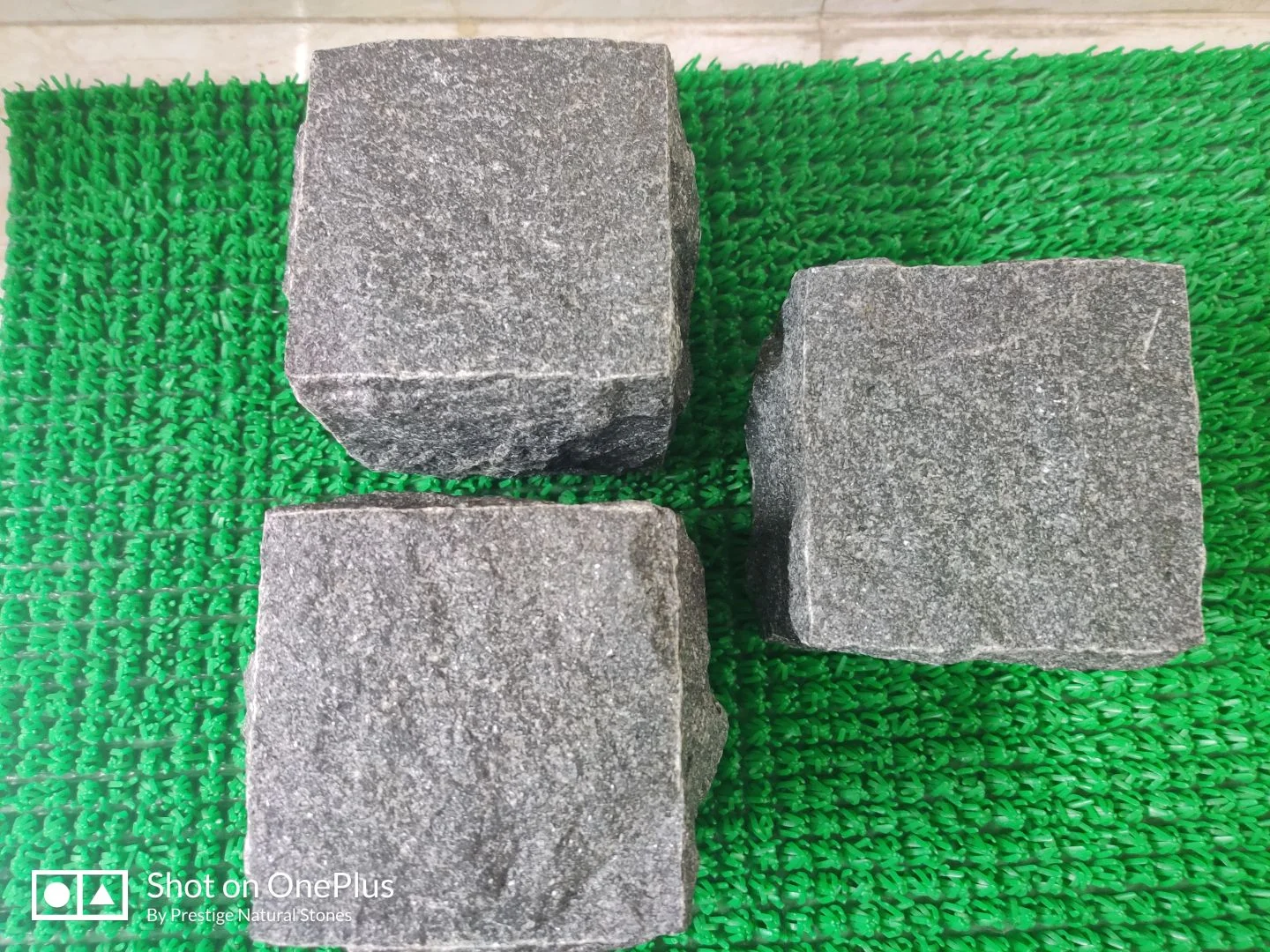 Hand Cut Natural sample 3