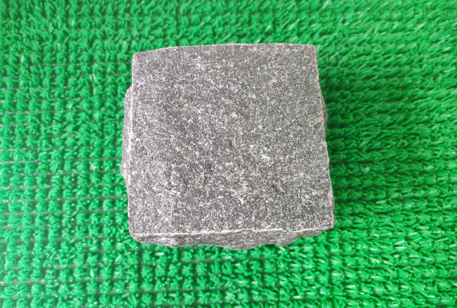 Hand Cut Natural sample 4