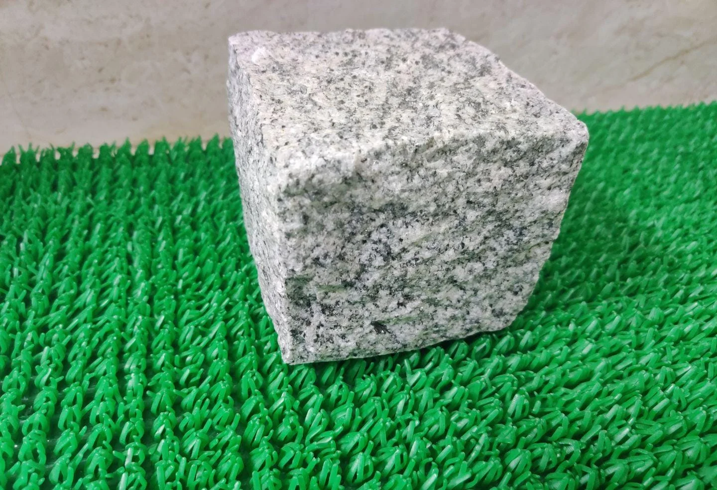 Hand Cut Natural sample 10