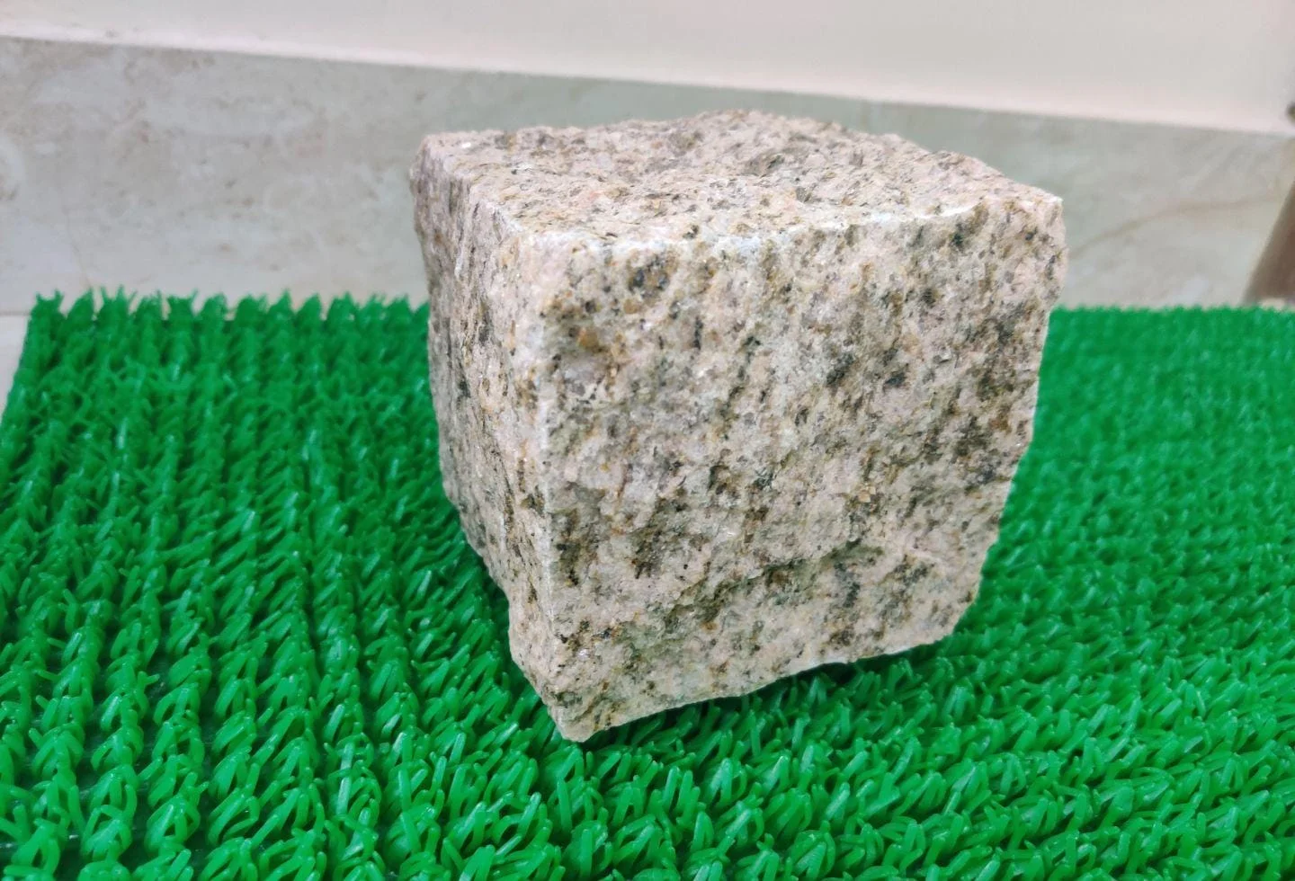 Hand Cut Natural sample 13